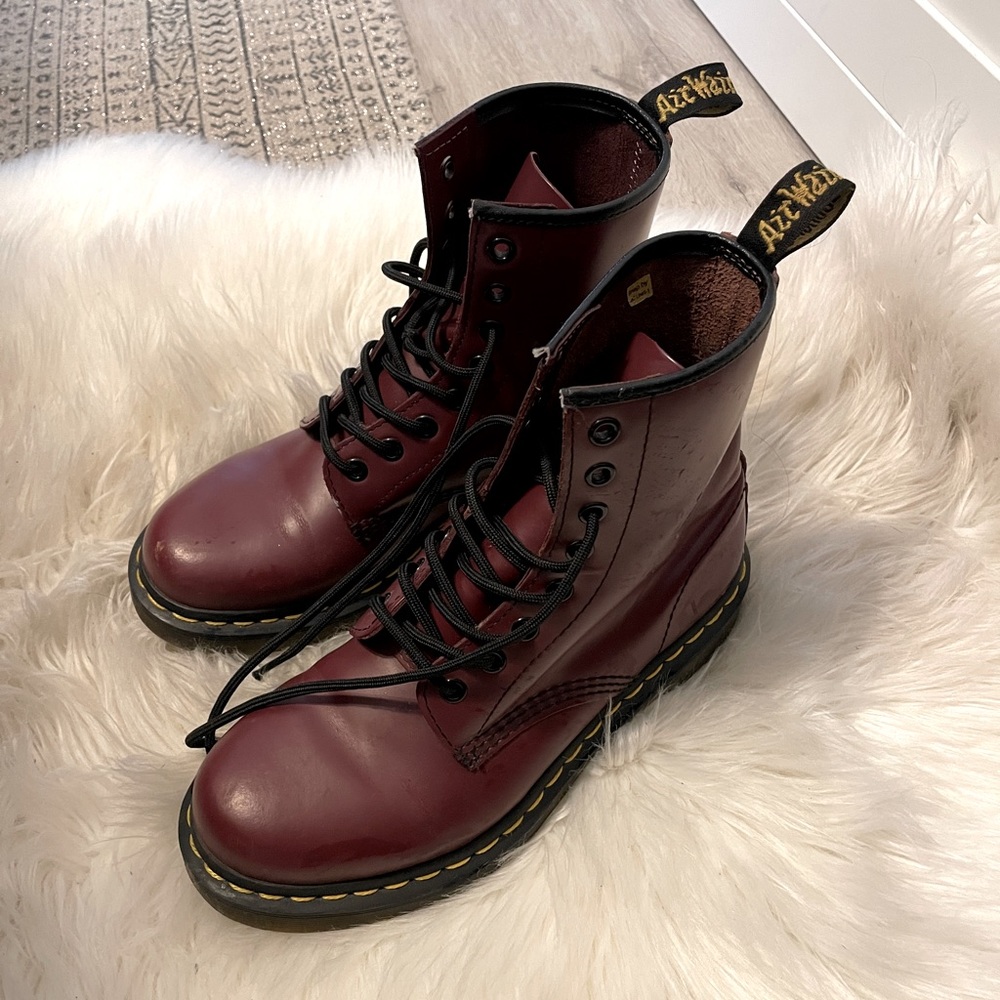 Matte maroon Dr. Martens size 7.